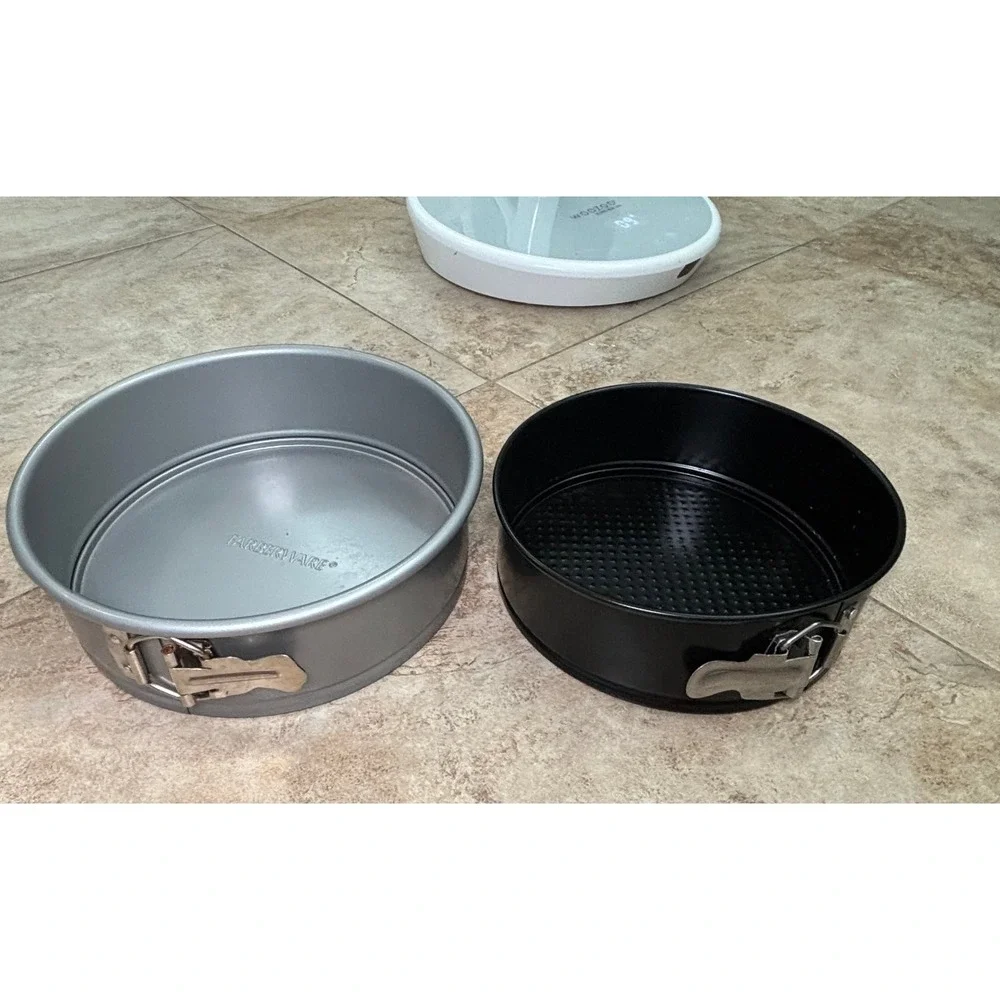 Farberware 9 Inch Nonstick Springform Pan Set Gray and Black Bakeware 2pc